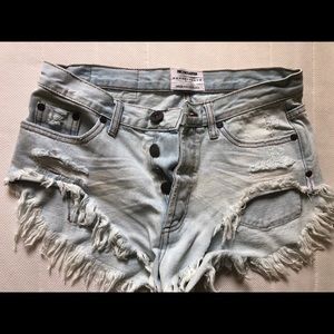 One Teaspoon Low Rise Denim Shorts W26